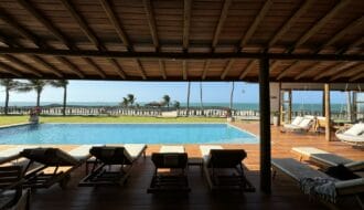 4 piscine vue mer
